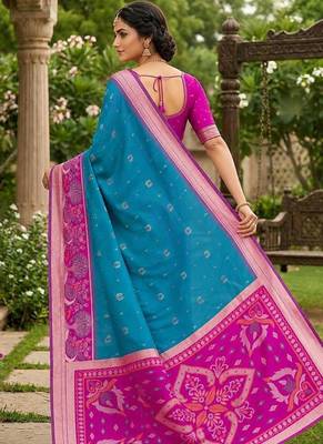 Sky blue color pochampally silk blend ikkat pattern zari woven border sarees 3