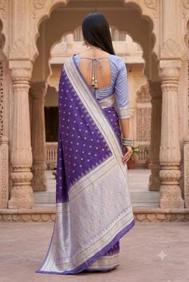 Dark blue color silk blend zari woven work sari with un-stitched blouse 2