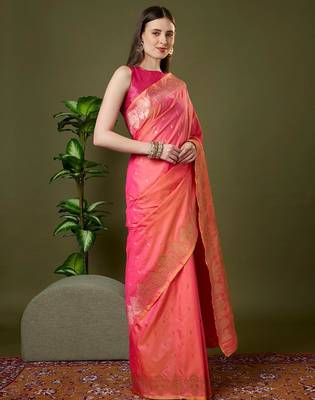 Pink color silk blend zari woven work saree 3