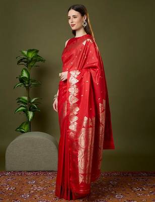 Red color silk blend zari woven work saree 2