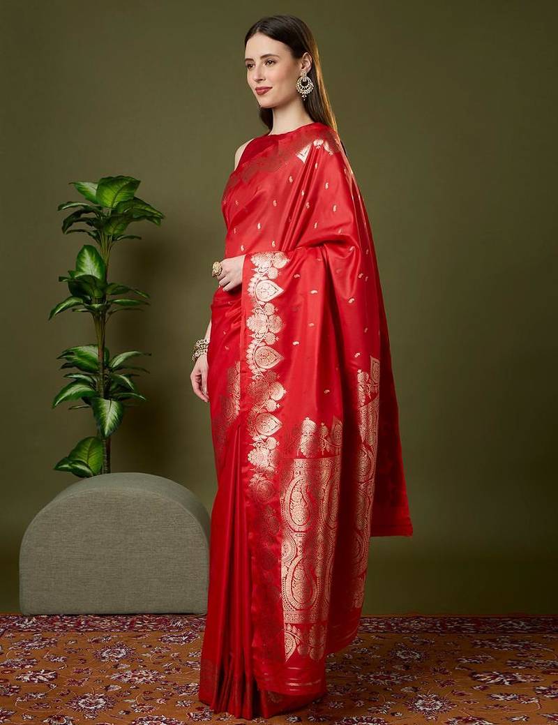 Red color silk blend zari woven work saree
