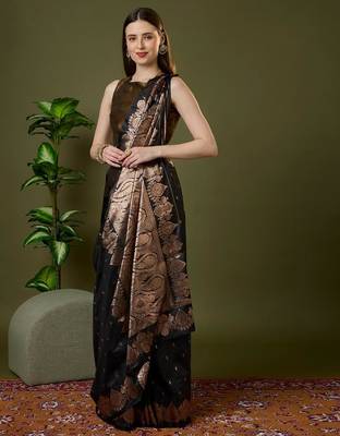 Navy color silk blend zari woven work saree 5