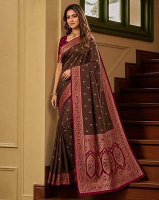 Brown color silk blend zari woven work sari -un stitched blouse 3