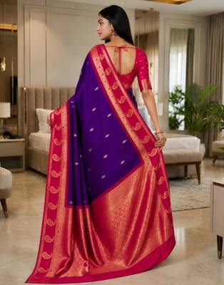 Light purple color silk blend zari woven work saree 2