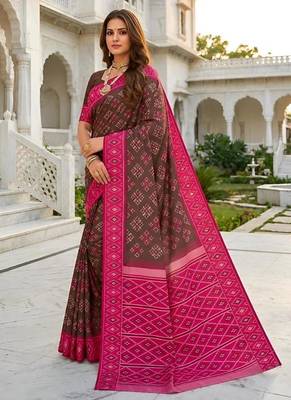 Brown color silk blend ikkat pattern woven work sarees 3