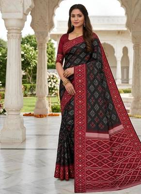 Black color silk blend ikkat pattern woven work sarees 4