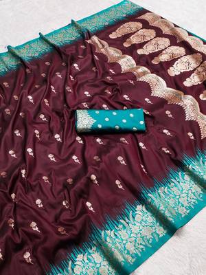 Magenta color silk blend zaro woven work sarees 4
