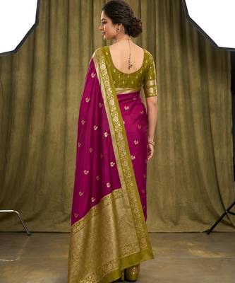 Magenta color silk blend zari woven weaving sarees 4