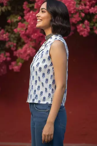 floral print top