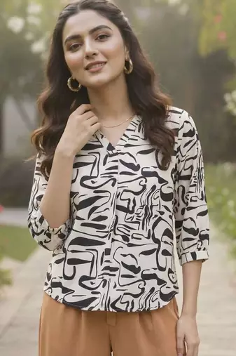 Print Bishop Sleeves Satin Blend Top