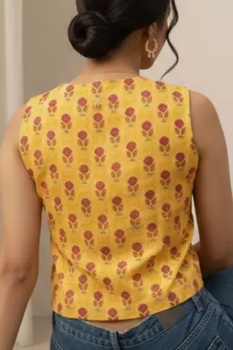 floral print top