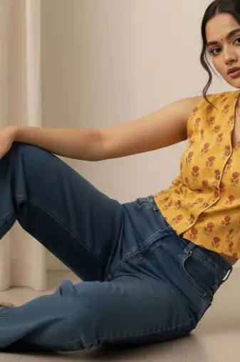 floral print top