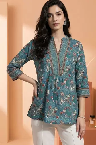 Floral Print Mandarin Collar Top
