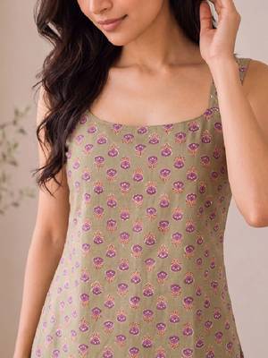 lime-green floral print top 6