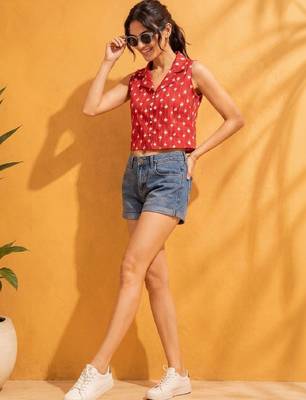 red print crop top 5