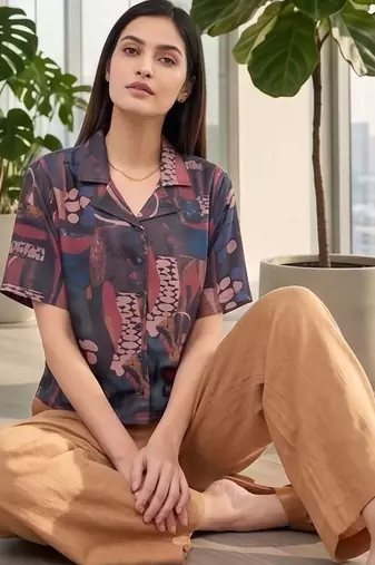 Print Satin Shirt Style Top
