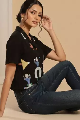 black print top