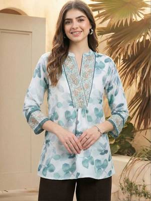 Floral Print Mandarin Collar Top 1