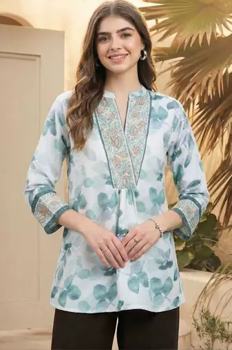 Floral Print Mandarin Collar Top