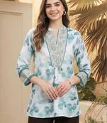 Floral Print Mandarin Collar Top