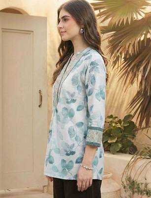Floral Print Mandarin Collar Top 3