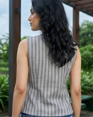 grey striped top 5