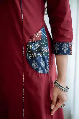 Maroon Printed Kurta Pant Set with Multicolor Printed Dupatta