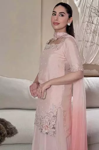 Baby pink embroidery frendy full stitched sarara plazo