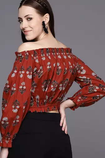 Red & Black Print Off-Shoulder Crop Top