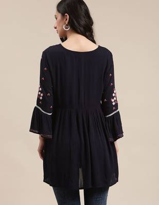 Blue Floral Embroidered Cinched Waist Longline Top 5