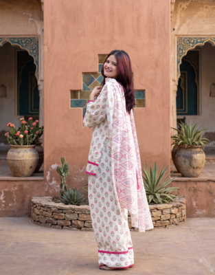 Off white cotton floral printed kurta set with farshi pant and dupatta 3