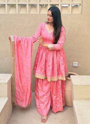 Baby pink embroidery vichitra silk  full stitched sarara plazo 2