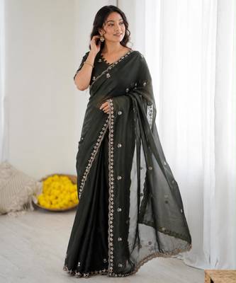 Black georgette embroidered saree with sequins work 3