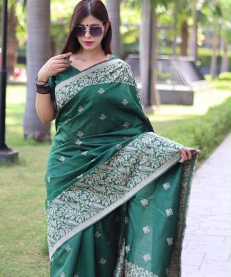 Green art silk woven saree with zari work 2