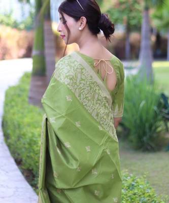 Green art silk woven saree with zari work 2