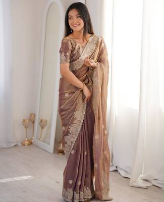 Mauve silk blend embroidered saree with thread work 2