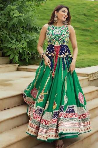 Green Digital Print Cotton Lahenga Choli Set