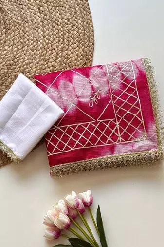 Magenta silk blend printed saree with tie dye