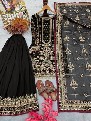 Black Color  Embroidery Sequence Work Faux Georgette Salwar Suit 4
