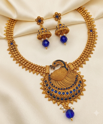 Blue kemp peacock necklace set 1