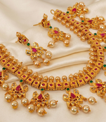 Guttapoosalu necklace set with rubies