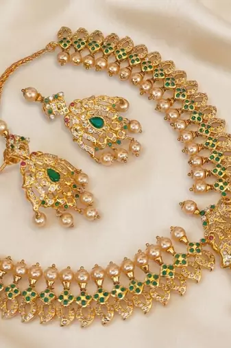 Emerald uncuts bridal jewellery