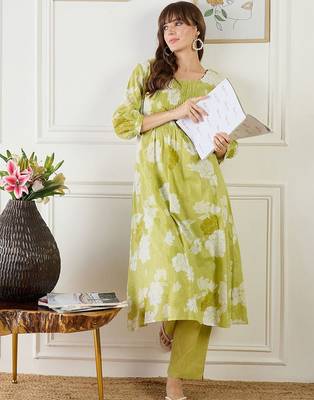 Women Floral Printed A-Line Pure Cotton Kurta Set 6