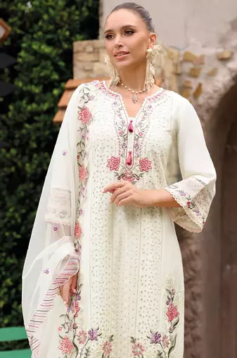 Floral Embroidered Regular Sequinned Kurta With Trousers & Dupatta