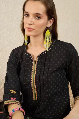 Floral Printed Thread Work Pure Cotton Straight Kurta With Trousers