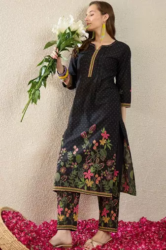 Floral Printed Thread Work Pure Cotton Straight Kurta With Trousers