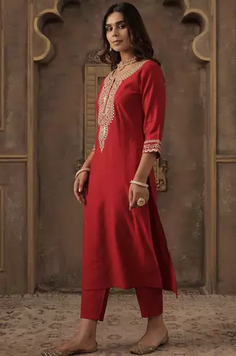 Ethnic Motifs Yoke Design Notch Neck Sequinned Straight Kurta With Trousers