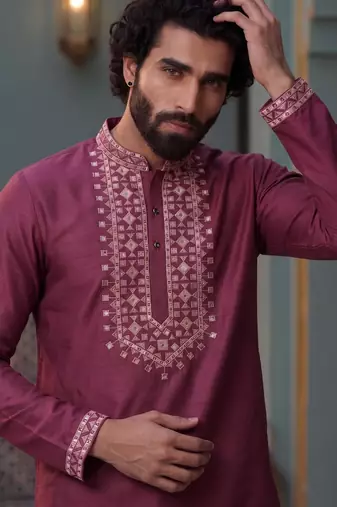 roman silk blend fabric embroidery mens designer party wear kurta pajama.