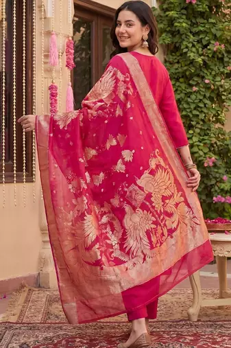 Women Ethnic Motifs Embroidered Regular Kurta with Trousers & With Dupatta