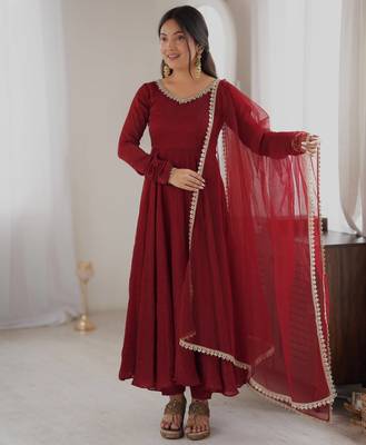 Red embroidered neckline anarkali suit with organza lace dupatta set 1